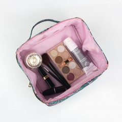 Essential Beauty Makeup Case Recycled PET - CBR089