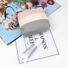 Essential Pouch Cosmetic Bag Tencel - CNC070