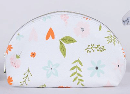 Cosmetic bag