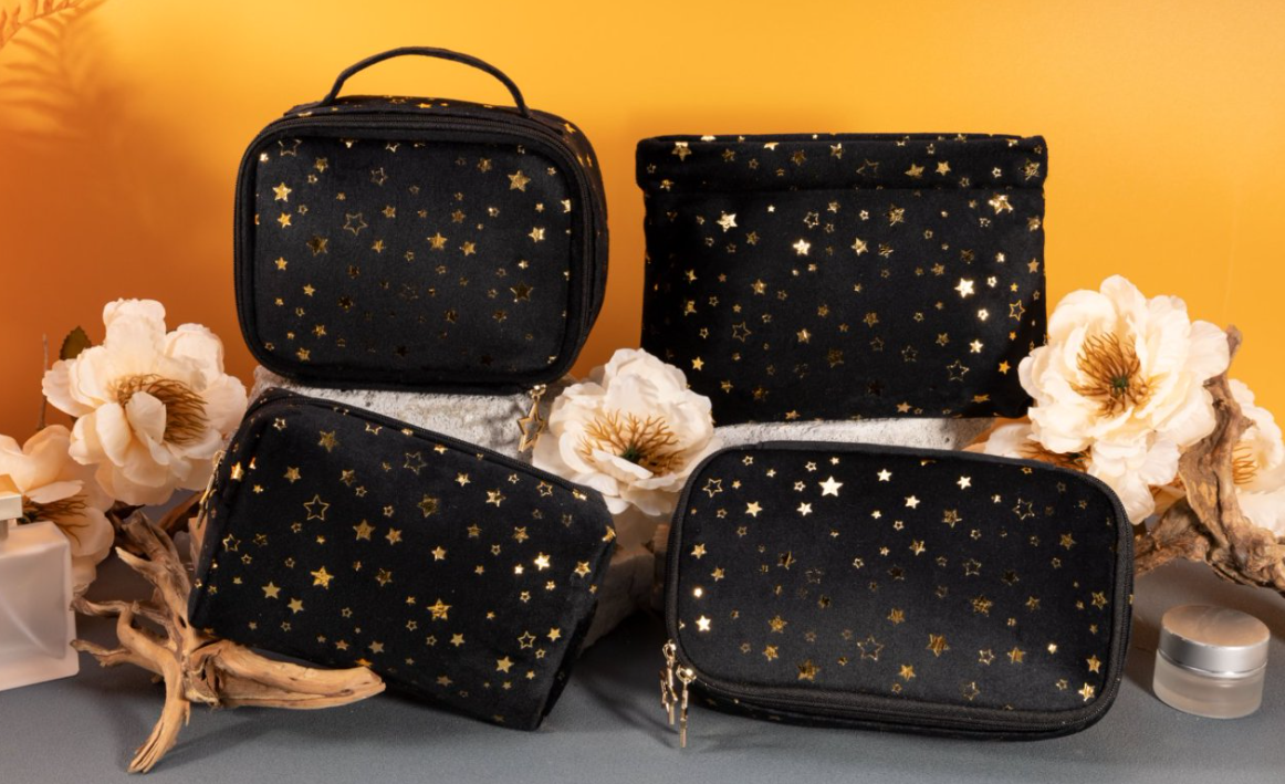 2026's Top Trends in Custom Makeup Bag Designs for Businesses & Events