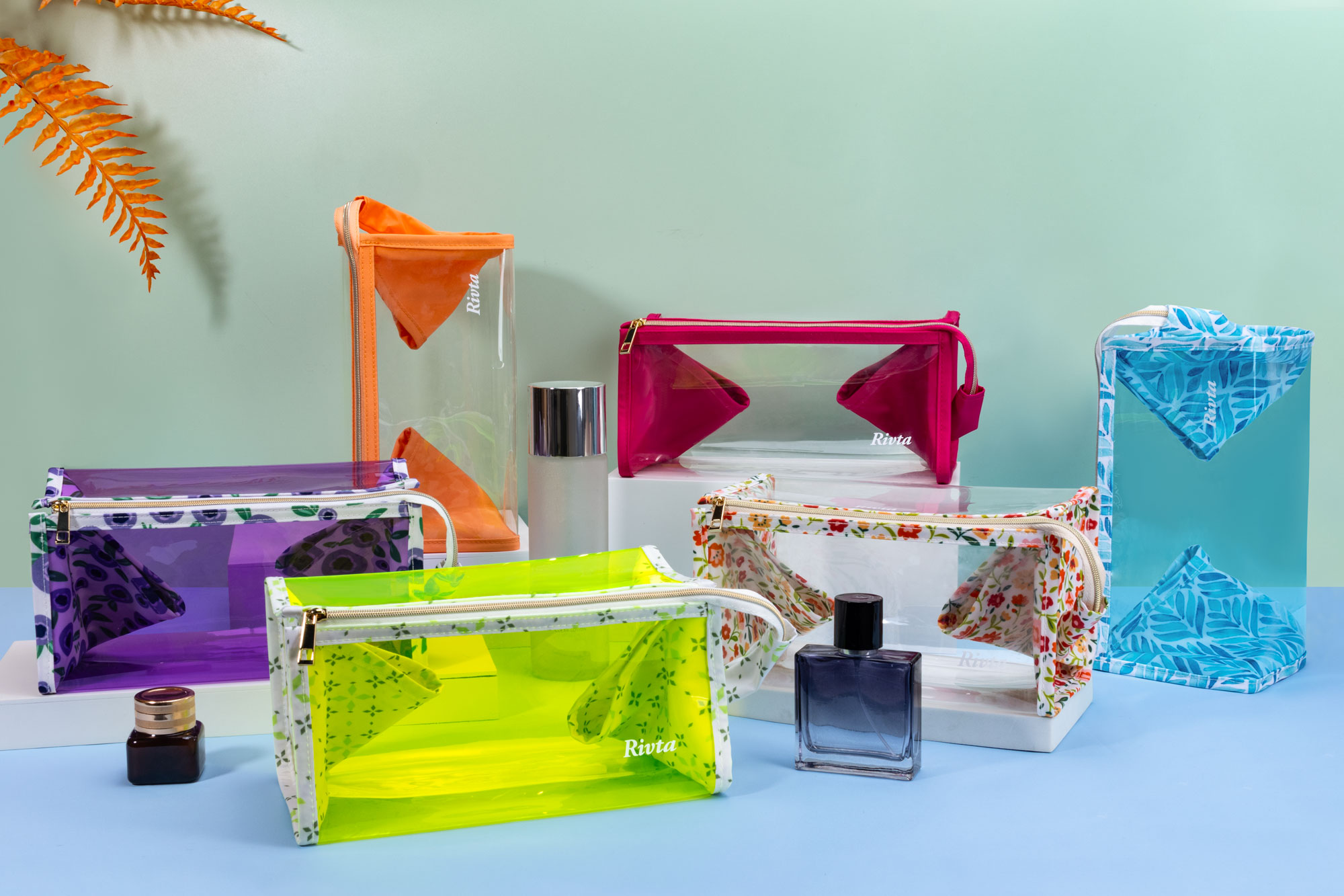 From Raw Material to Flawless Finish: The Manufacturing Process of a Quality Clear Makeup Bag?
