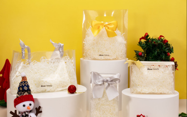 A Buyer's Complete Guide to PVC & Sustainable Alternative Cosmetic Bag Manufacturing
